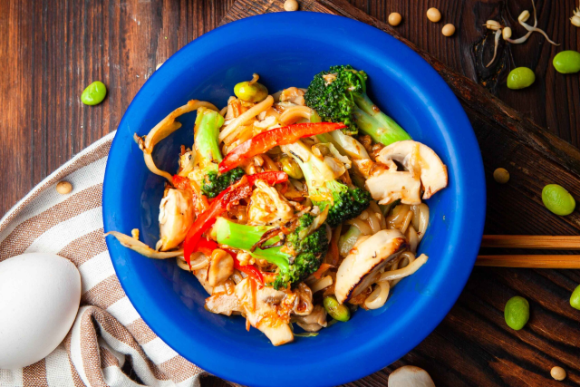 vegetarian char kway teow