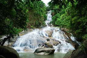 Na Muang Waterfalls