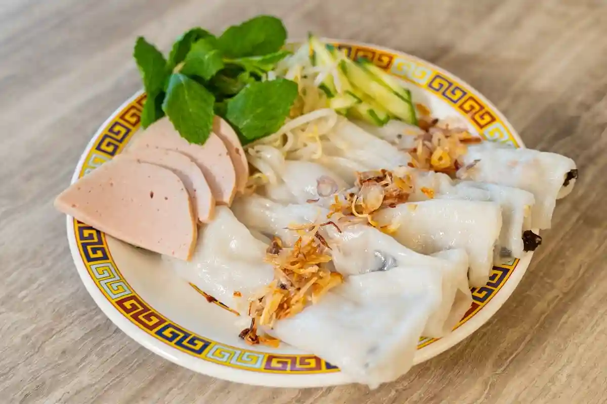 Bánh Cuốn (Steamed Rice Rolls)